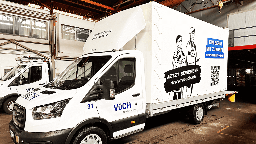 Ford Transit mit Hebebühne