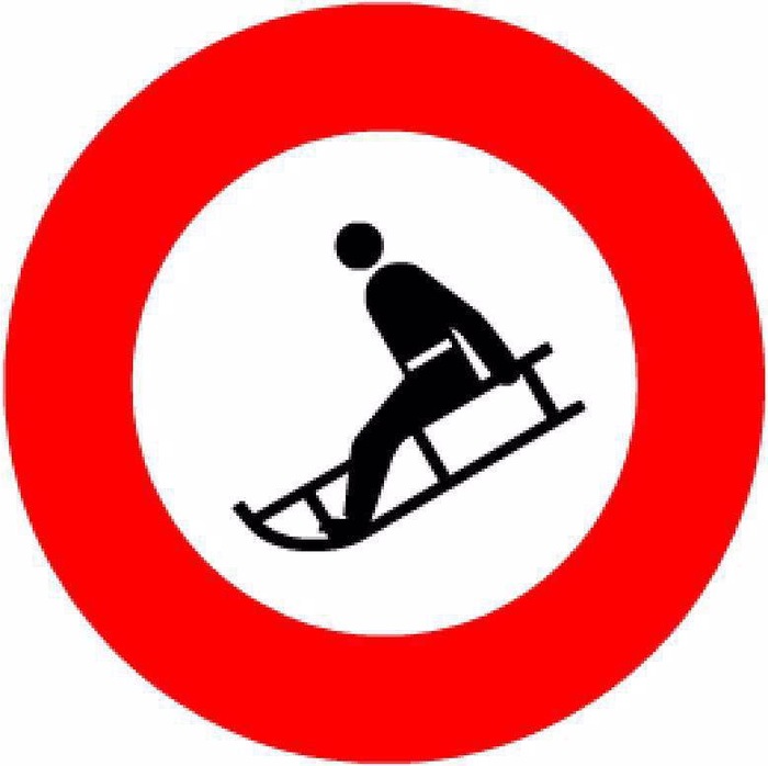 Schlitteln verboten 80 cm